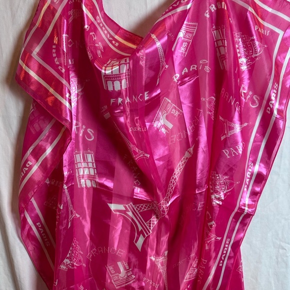 Paris multi pink Scarf - Picture 1 of 3